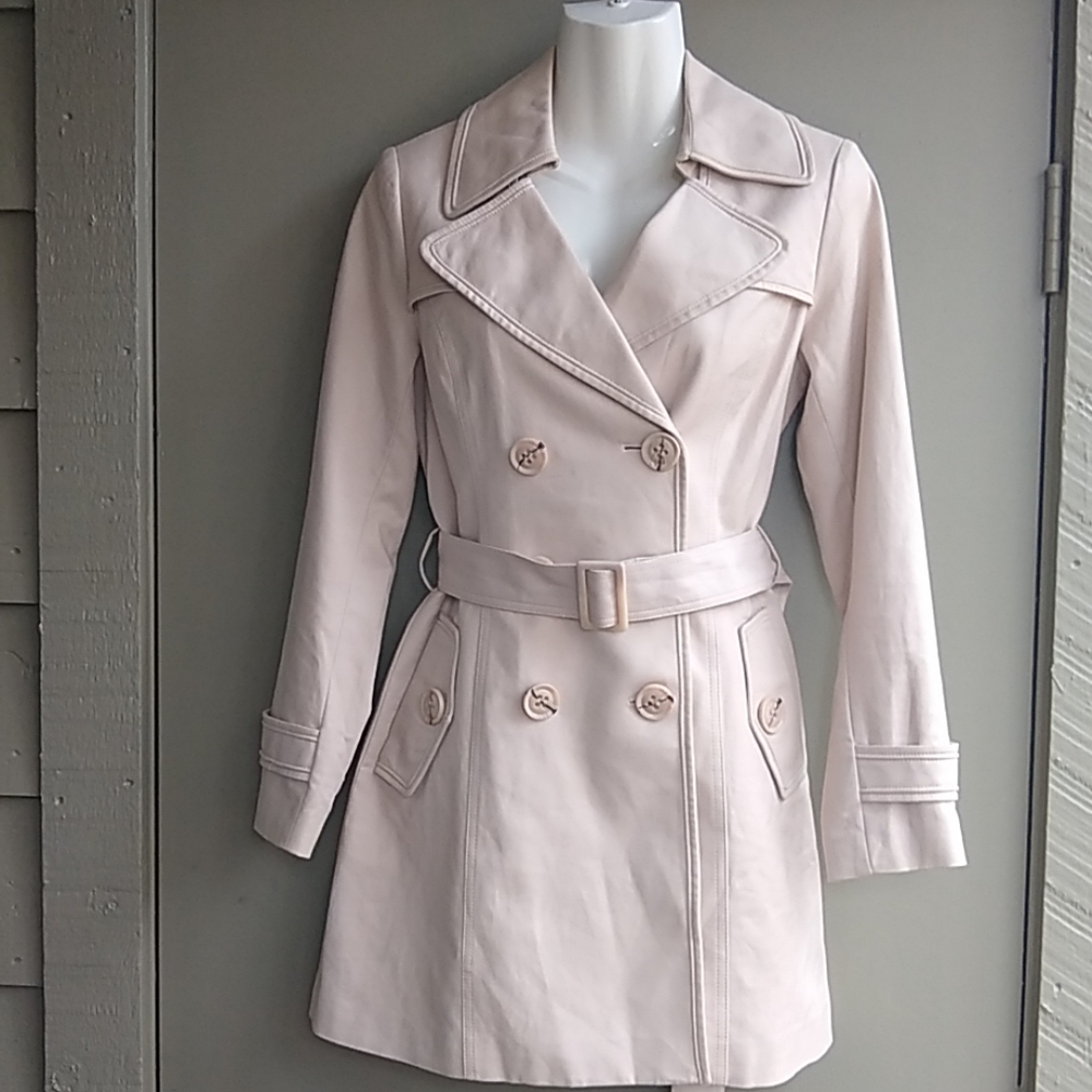 La Chapelle trench coat